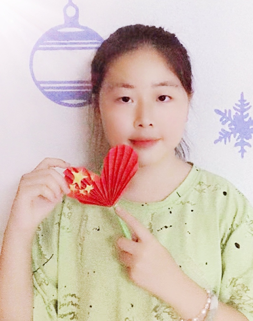 六1班 李佳昕.jpg